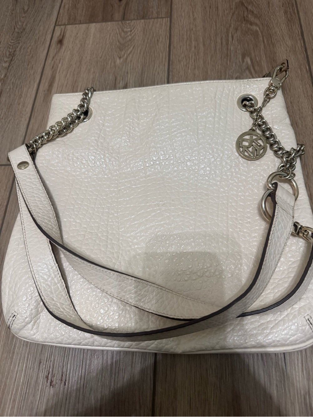 DKNY White Croc-Embossed Shoulder Bag with Silver Chain
